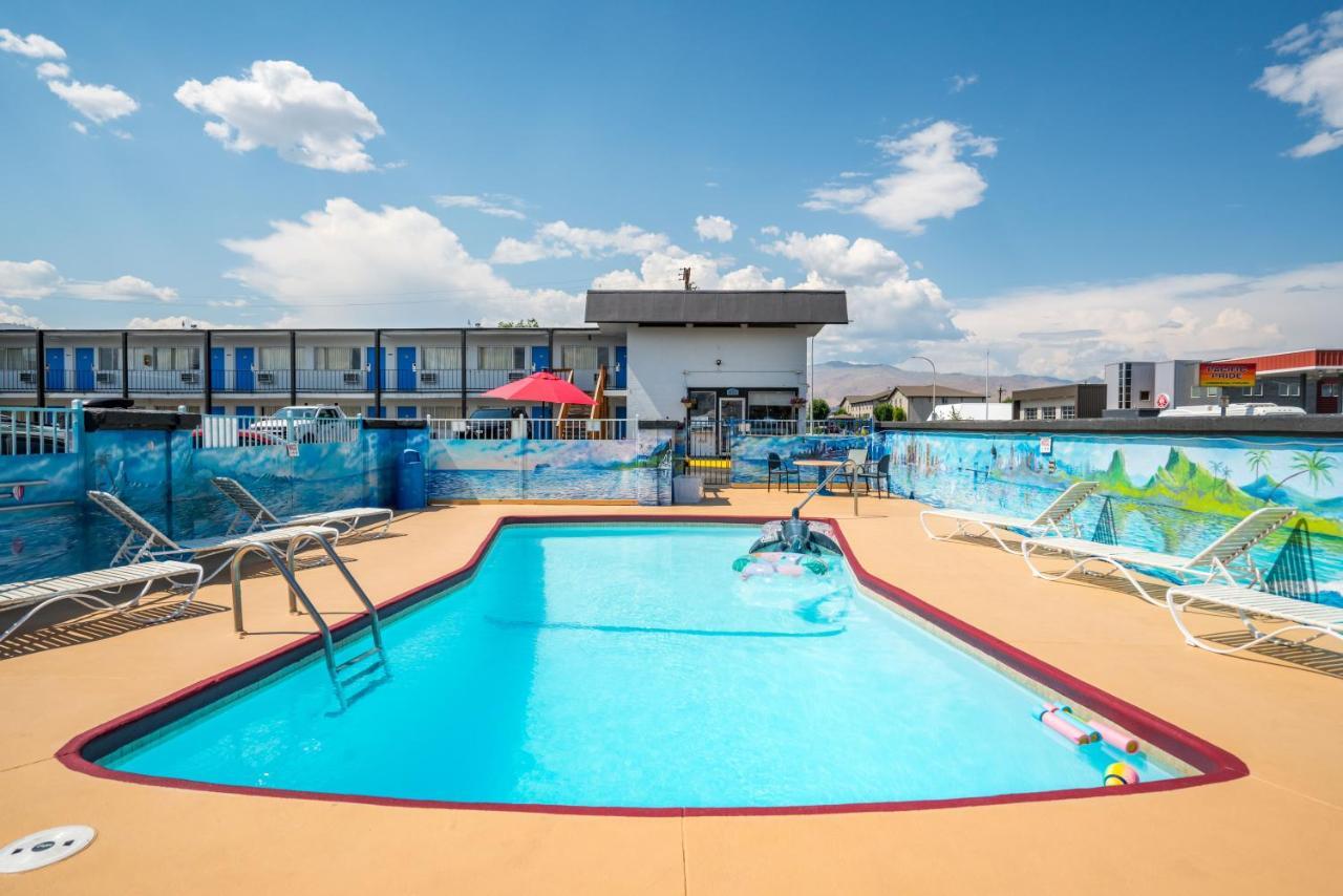 Holiday Lodge Wenatchee Exterior photo