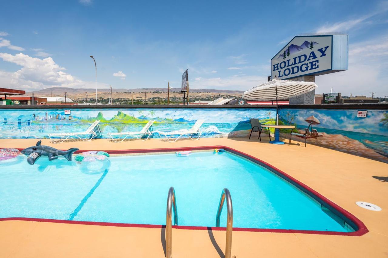 Holiday Lodge Wenatchee Exterior photo